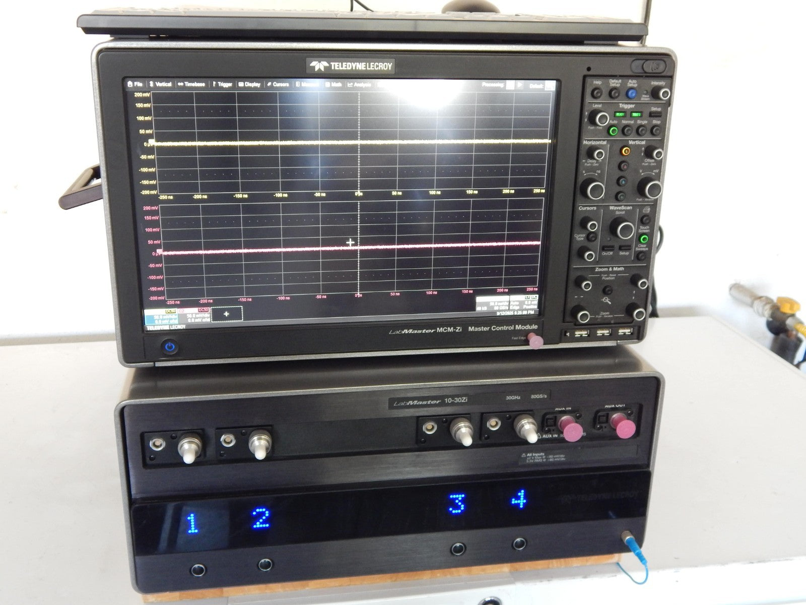 LabMaster 10-30Zi & MCM-Zi, 30GHz 80GS/s oscilloscope w/OEM cal, data, W10 LabMaster 10-30Zi & MCM-Zi, 30GHz 80GS/s oscilloscope w/OEM cal, data, W10